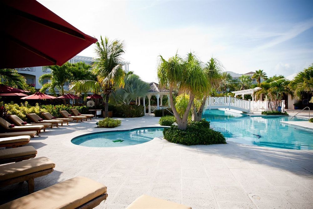 Royal West Indies Grace Bay Extérieur photo