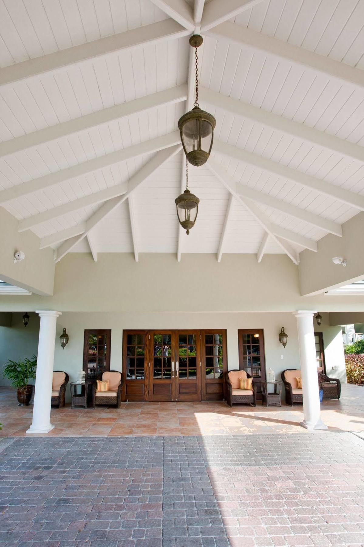 Royal West Indies Grace Bay Extérieur photo